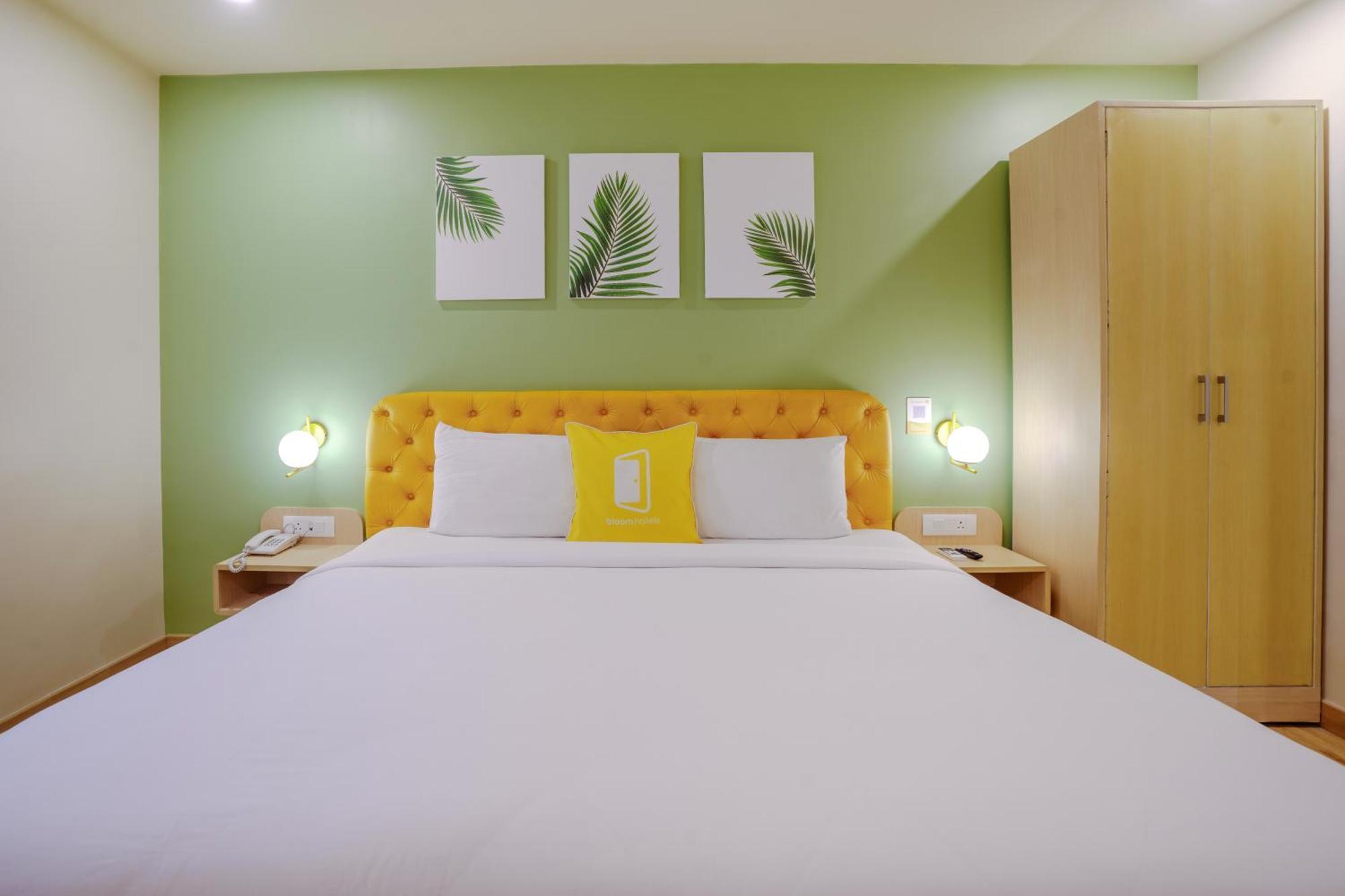 Hotel Bloom - Karol Bagh